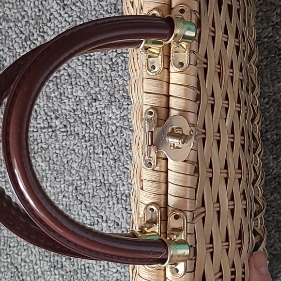 Purse - Picture 4 of 4